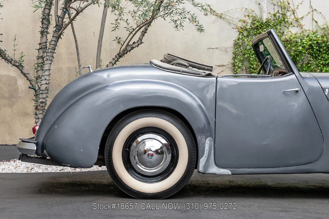 1948 Triumph 1800 Roadster - Image 18 of 31
