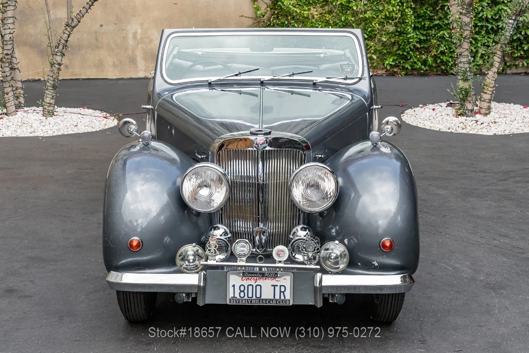 1948 Triumph 1800 Roadster - Image 2 of 31