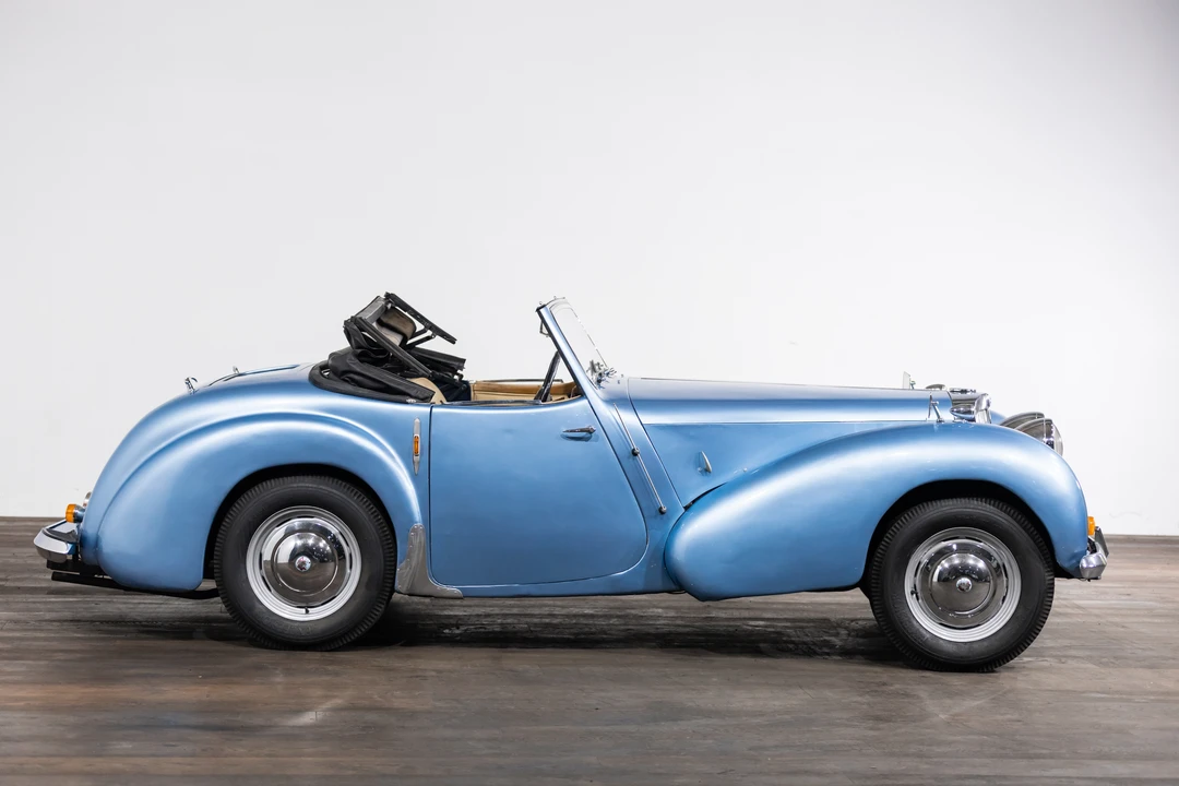 1948 Triumph 1800 Roadster - Image 10 of 31