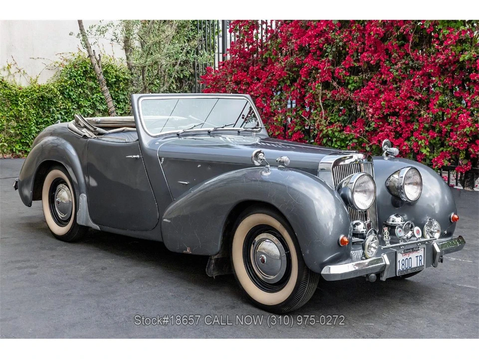 1948 Triumph 1800 Roadster - Image 2 of 31