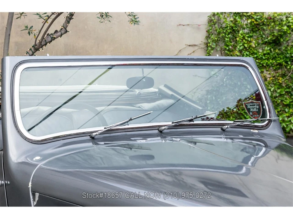 1948 Triumph 1800 Roadster - Image 14 of 31