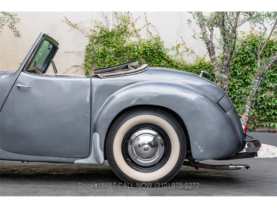 1948 Triumph 1800 Roadster - Image 18 of 31