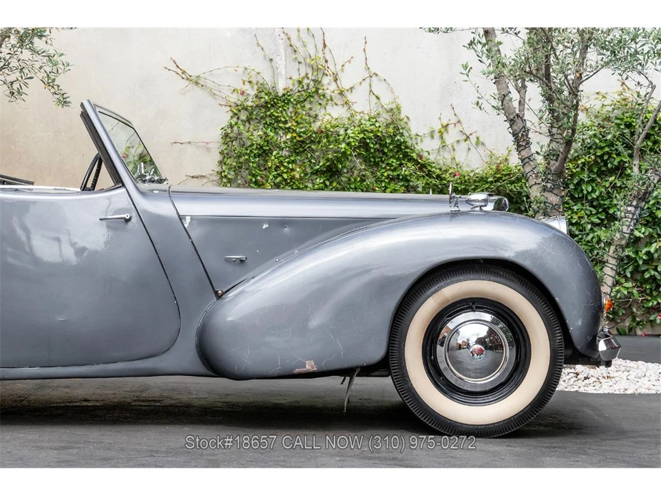 1948 Triumph 1800 Roadster - Image 15 of 31