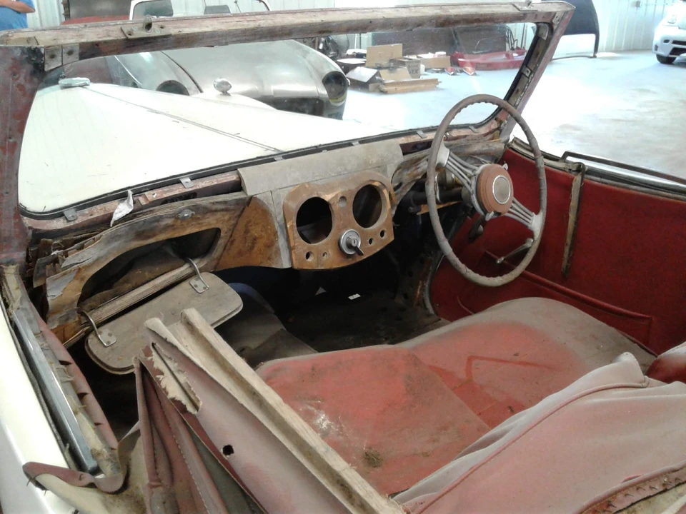 1948 Triumph 2000 Roadster - Image 25 of 31