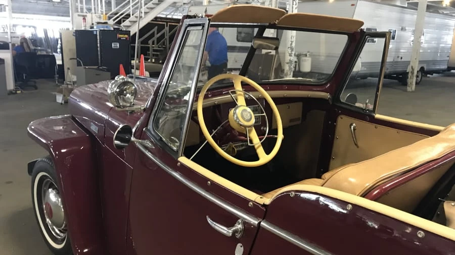 1948 Willys Jeepster - Image 7 of 7
