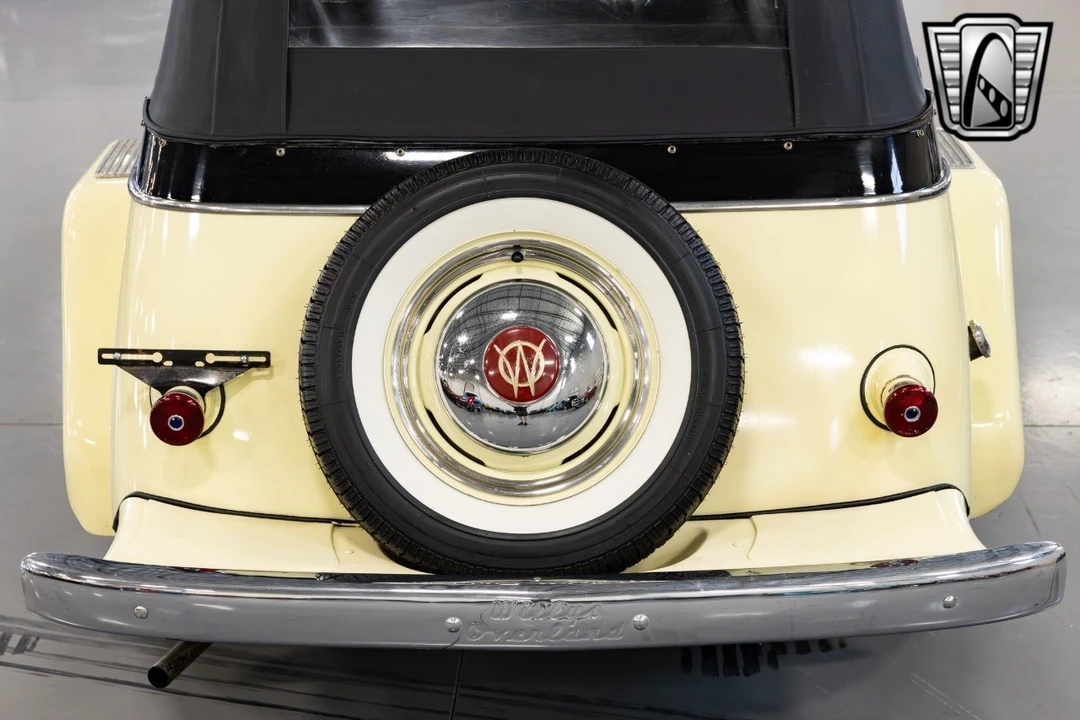 1948 Willys Jeepster - Image 8 of 12