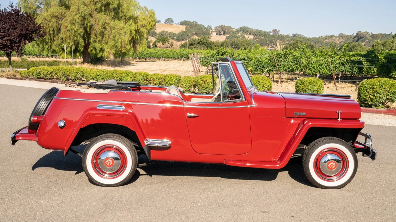 1948 Willys Jeepster - Image 9 of 31