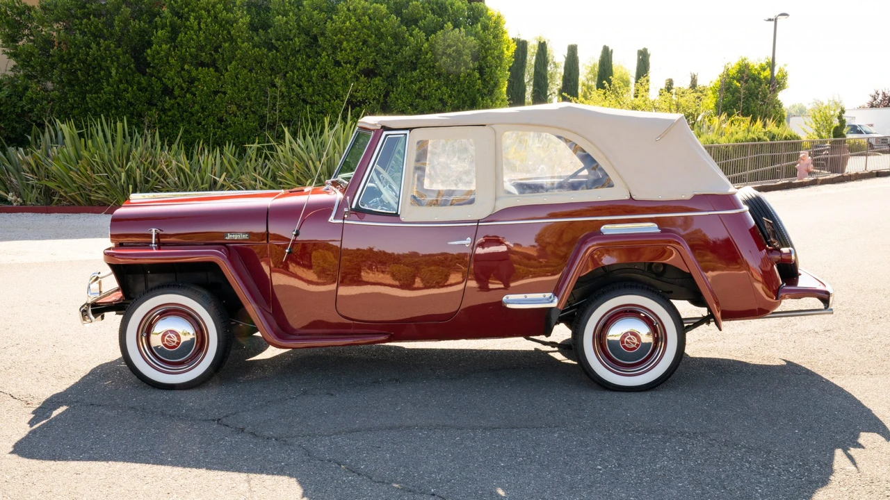 1948 Willys Jeepster - Image 19 of 31