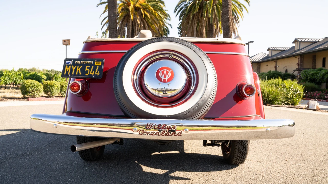 1948 Willys Jeepster - Image 14 of 31