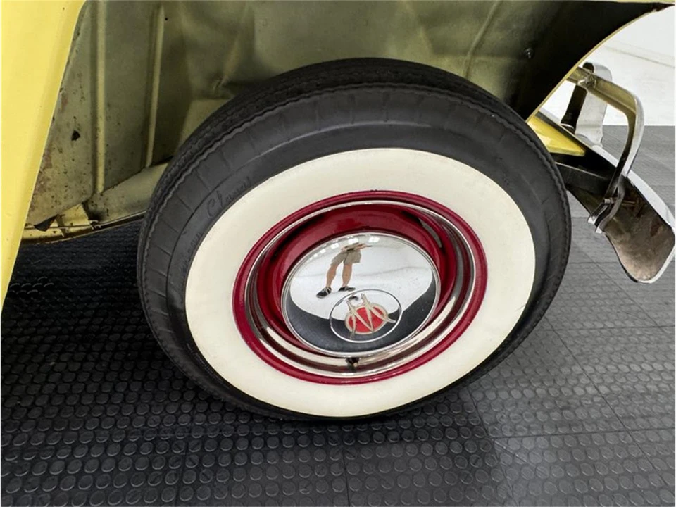 1948 Willys Jeepster - Image 29 of 31