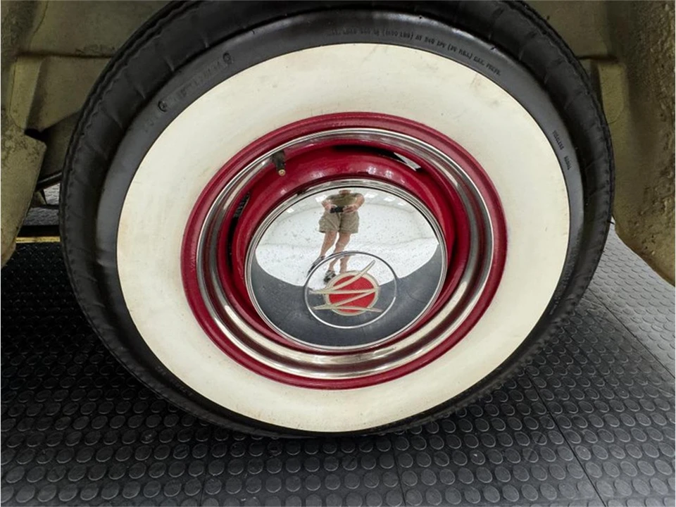 1948 Willys Jeepster - Image 24 of 31