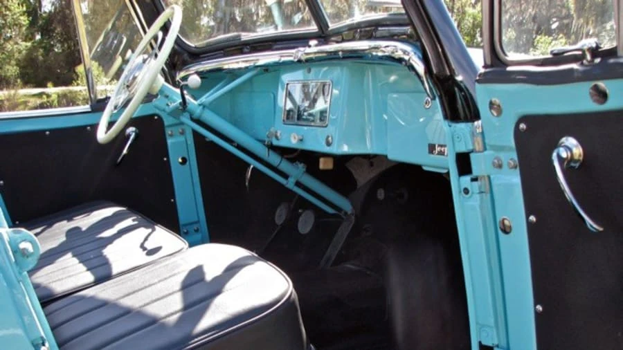 1948 Willys Jeepster - Image 7 of 12