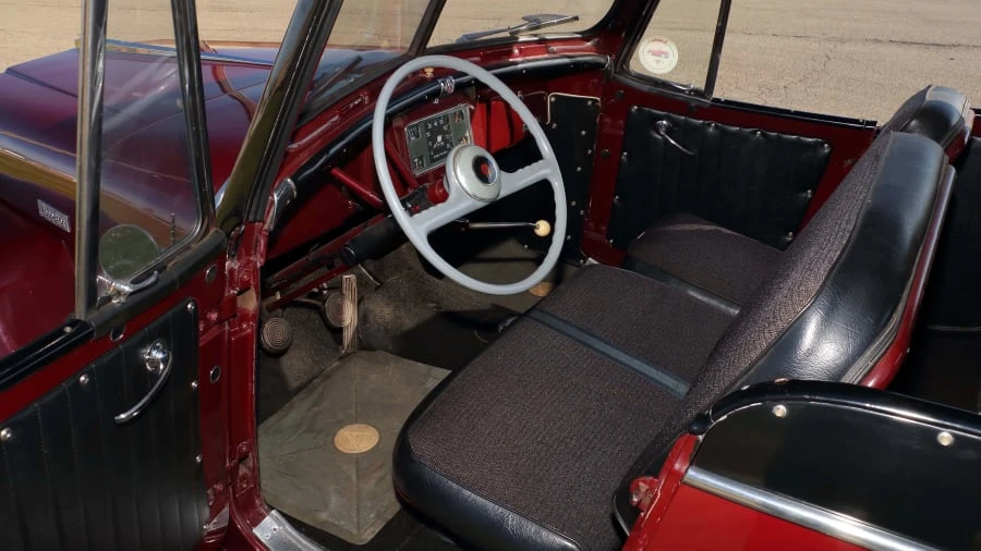 1948 Willys Jeepster - Image 4 of 12