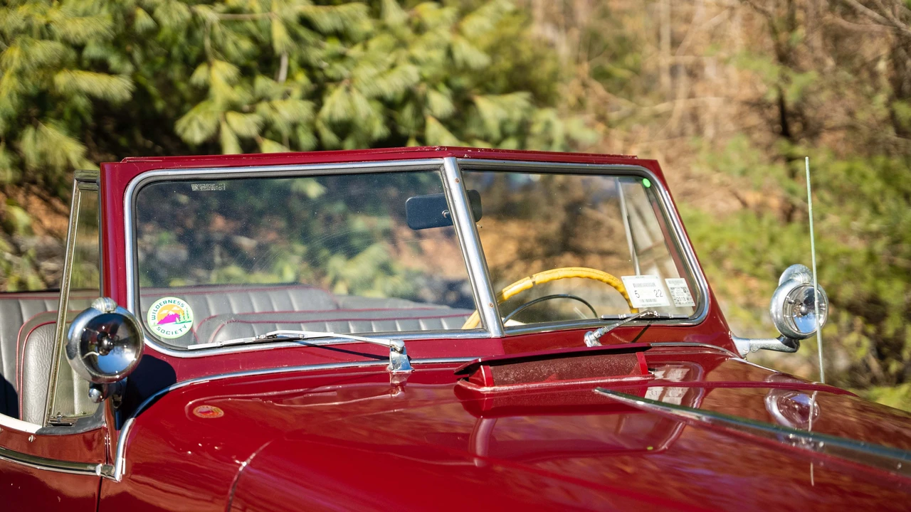 1948 Willys Jeepster - Image 28 of 31