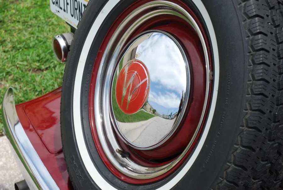 1948 Willys Jeepster - Image 9 of 11