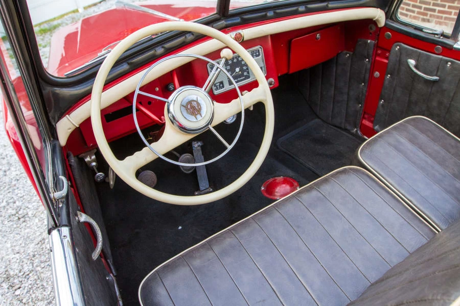 1948 Willys Jeepster - Image 4 of 12