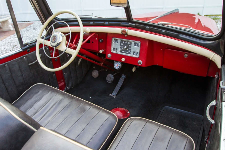 1948 Willys Jeepster - Image 5 of 12