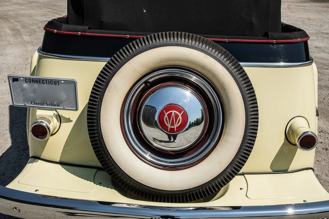 1948 Willys Jeepster - Image 25 of 31