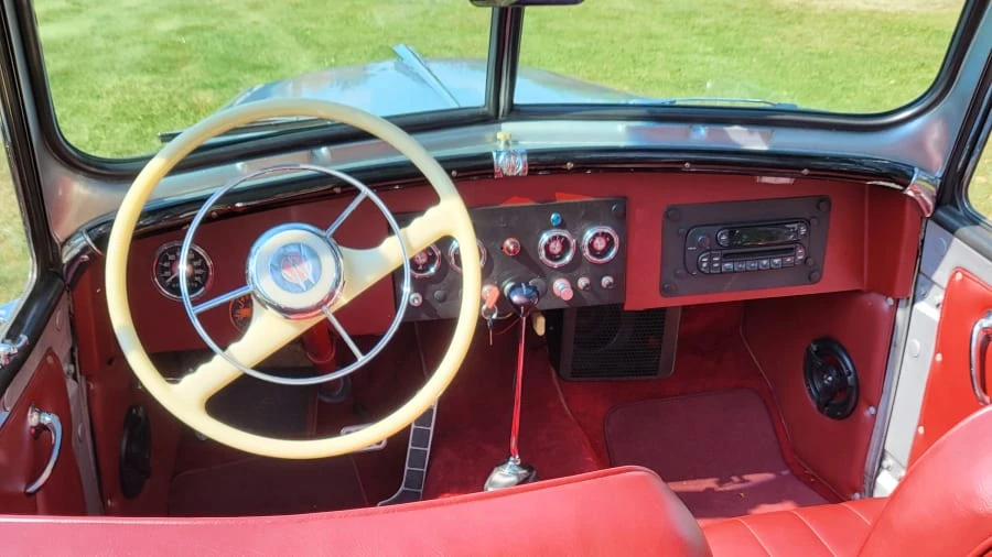 1948 Willys Jeepster - Image 3 of 13