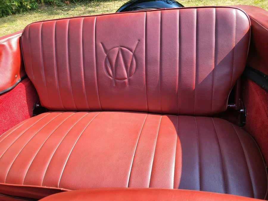 1948 Willys Jeepster - Image 8 of 13