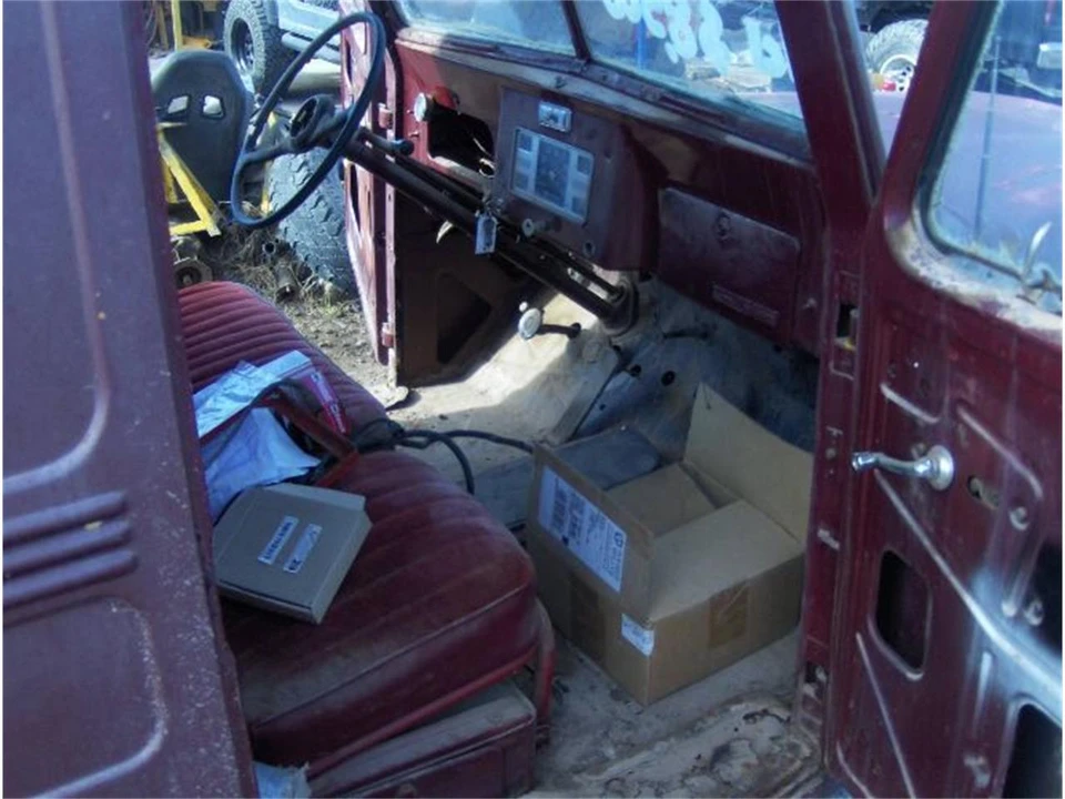 1948 Willys Jeepster - Image 5 of 14