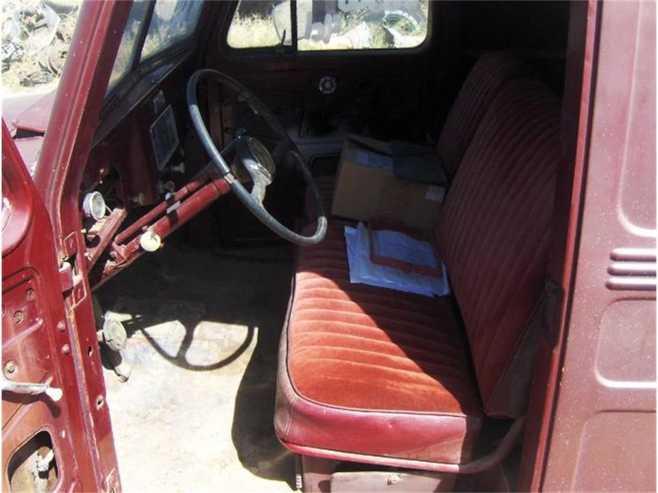 1948 Willys Jeepster - Image 10 of 14