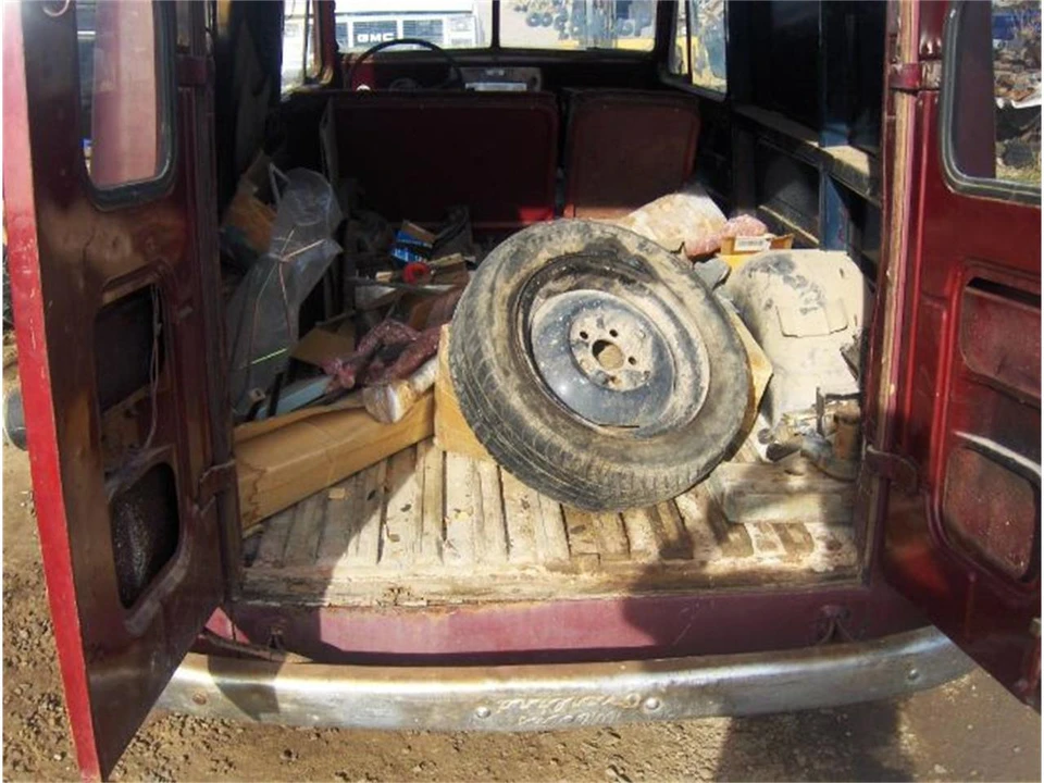 1948 Willys Jeepster - Image 6 of 14