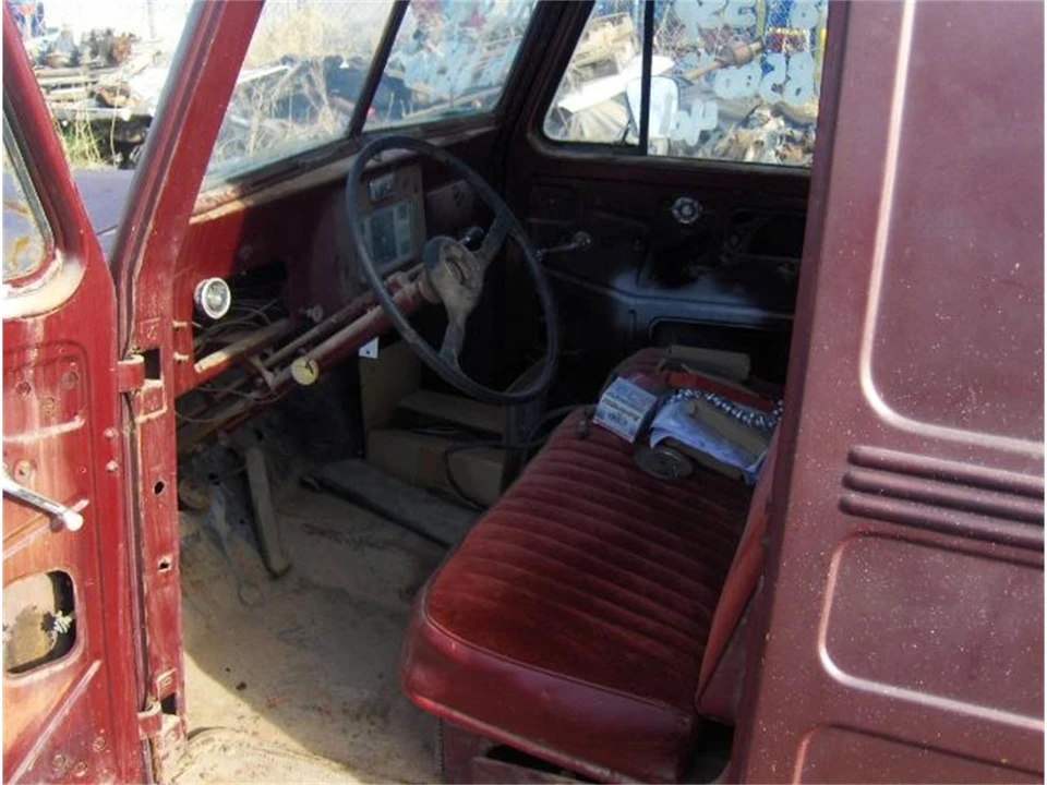 1948 Willys Jeepster - Image 12 of 14