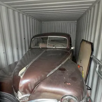 1948 Plymouth Super Deluxe