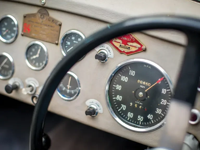 1949 Aston Martin DB1 & DB2 & DB2/4 & DB Mark III - Image 15 of 31