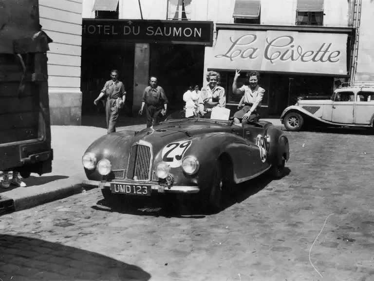 1949 Aston Martin DB1 & DB2 & DB2/4 & DB Mark III - Image 28 of 31