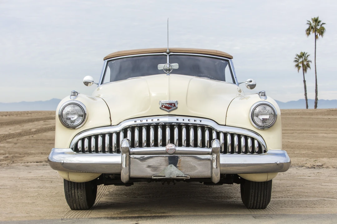 1949 Buick Roadmaster - Image 10 of 31