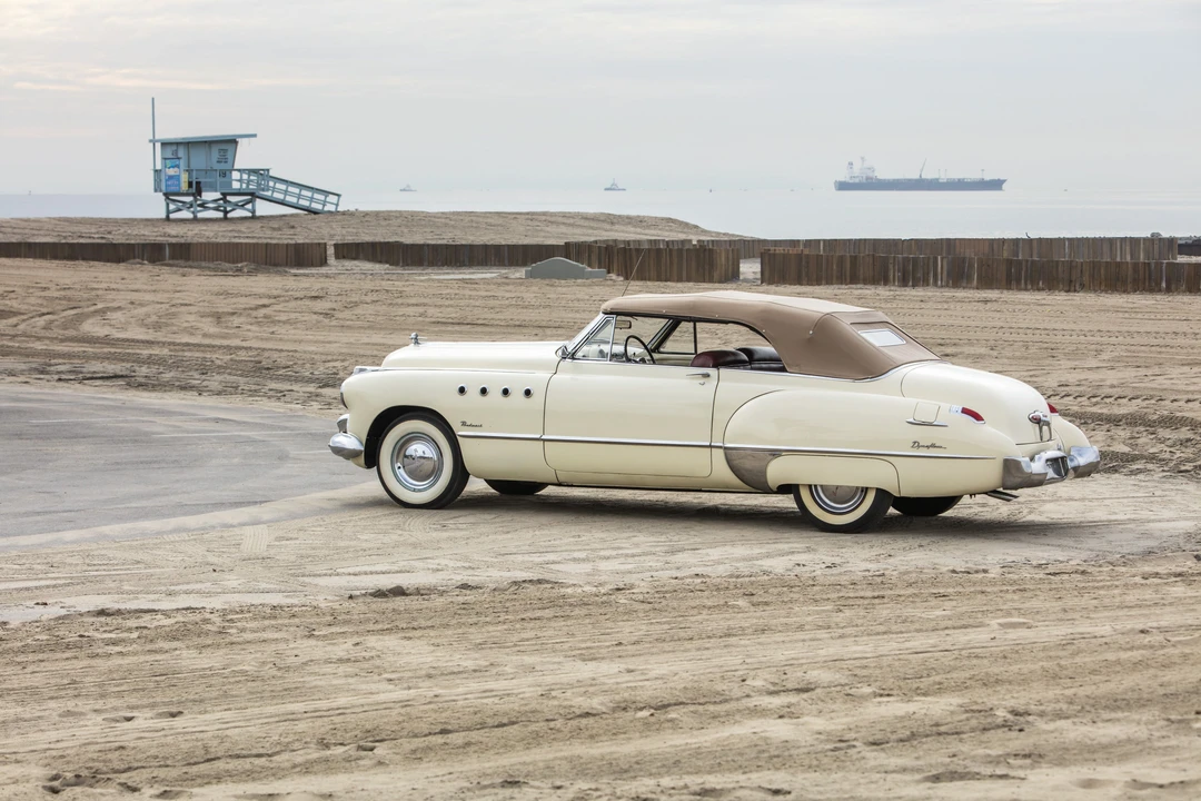 1949 Buick Roadmaster - Image 5 of 31