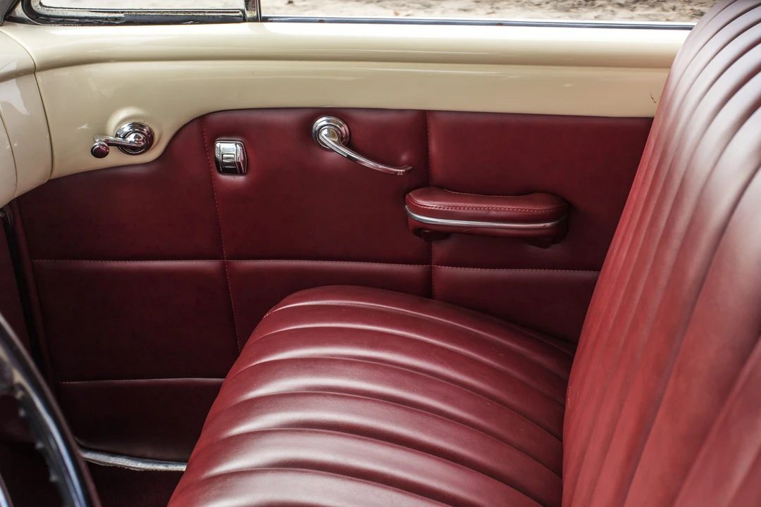 1949 Buick Roadmaster - Image 30 of 31