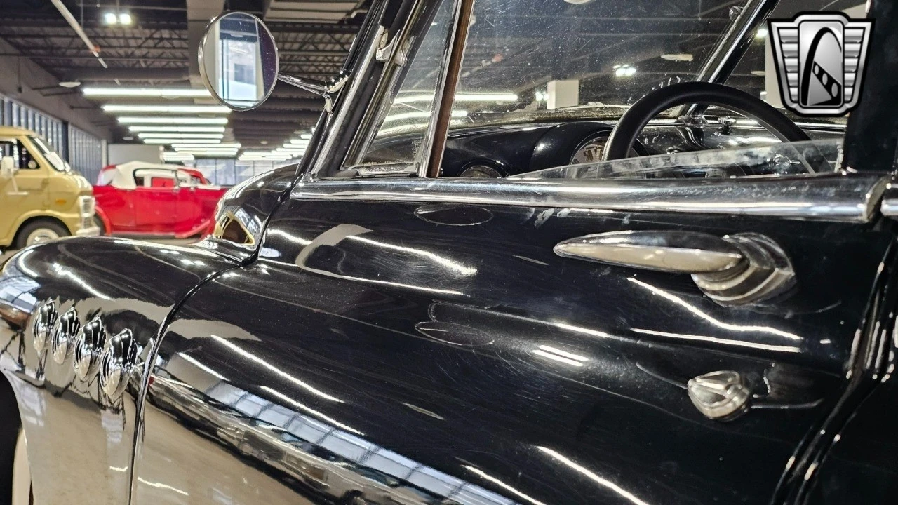 1949 Buick Roadmaster - Image 13 of 21