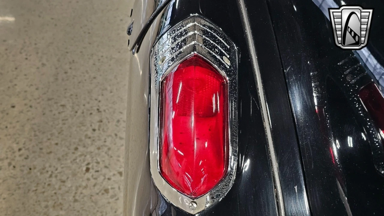 1949 Buick Roadmaster - Image 17 of 21