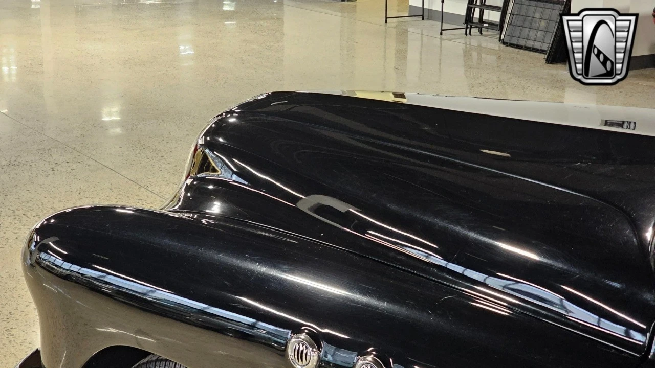 1949 Buick Roadmaster - Image 10 of 12
