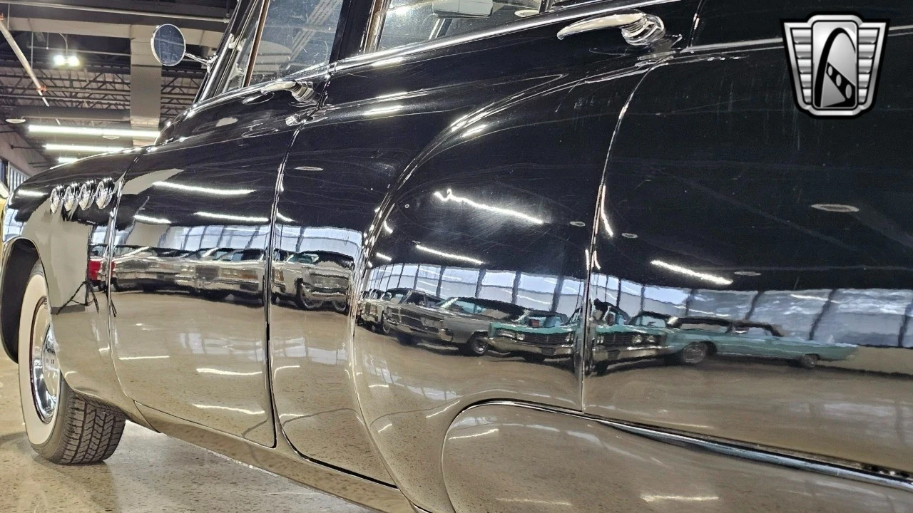 1949 Buick Roadmaster - Image 15 of 21