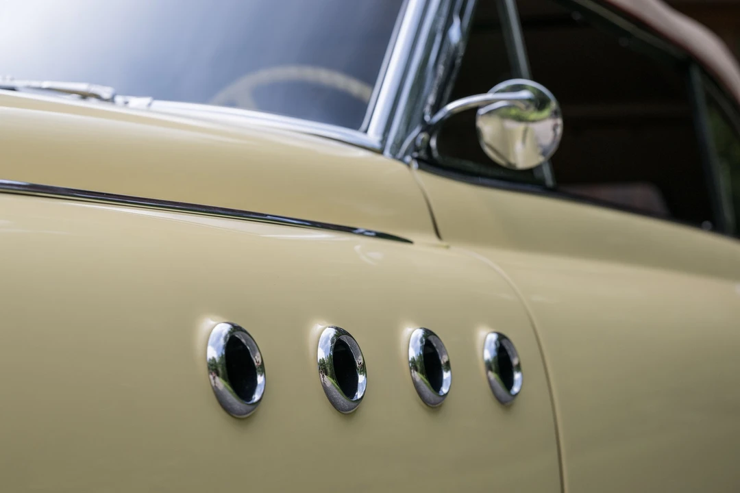 1949 Buick Roadmaster - Image 4 of 31