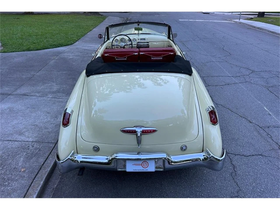 1949 Buick Roadmaster - Image 13 of 31