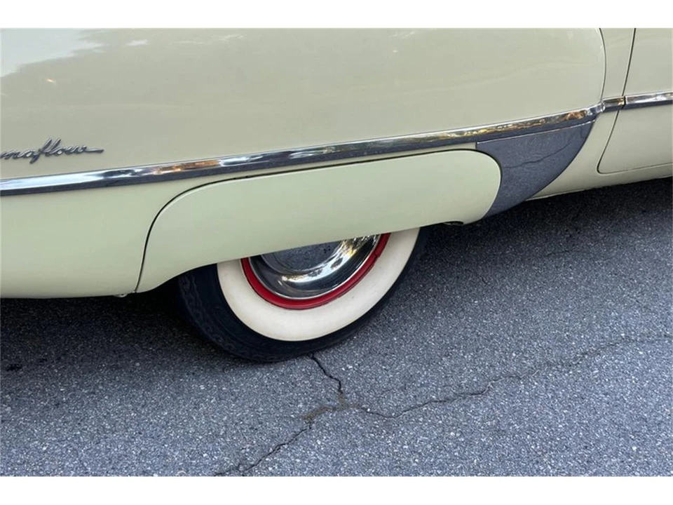 1949 Buick Roadmaster - Image 10 of 31