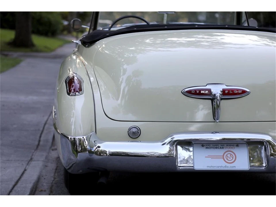 1949 Buick Roadmaster - Image 15 of 31