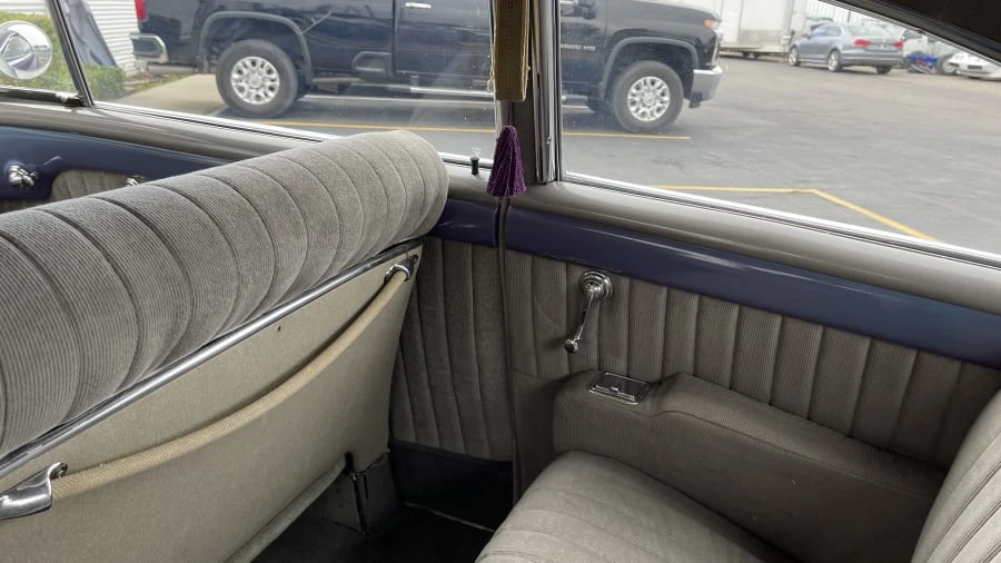 1949 Buick Roadmaster - Image 9 of 22