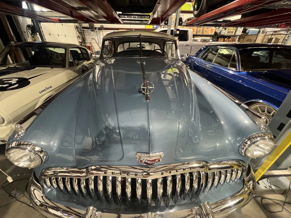1949 Buick Roadmaster - Image 10 of 31