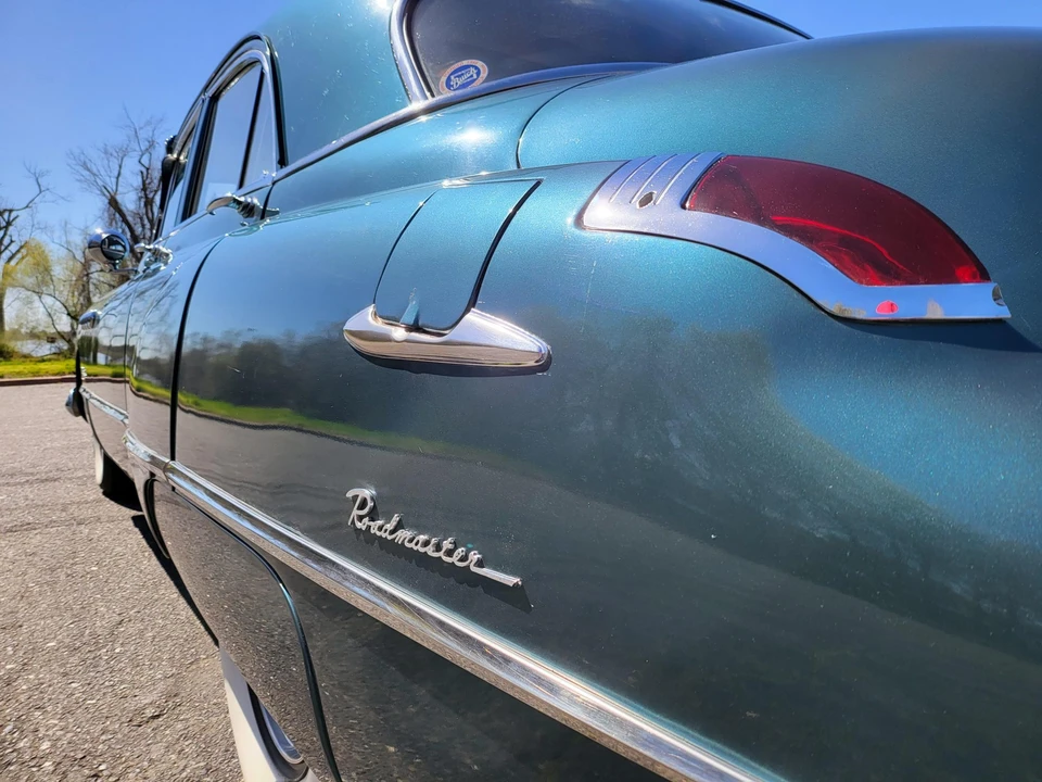 1949 Buick Roadmaster - Image 26 of 31