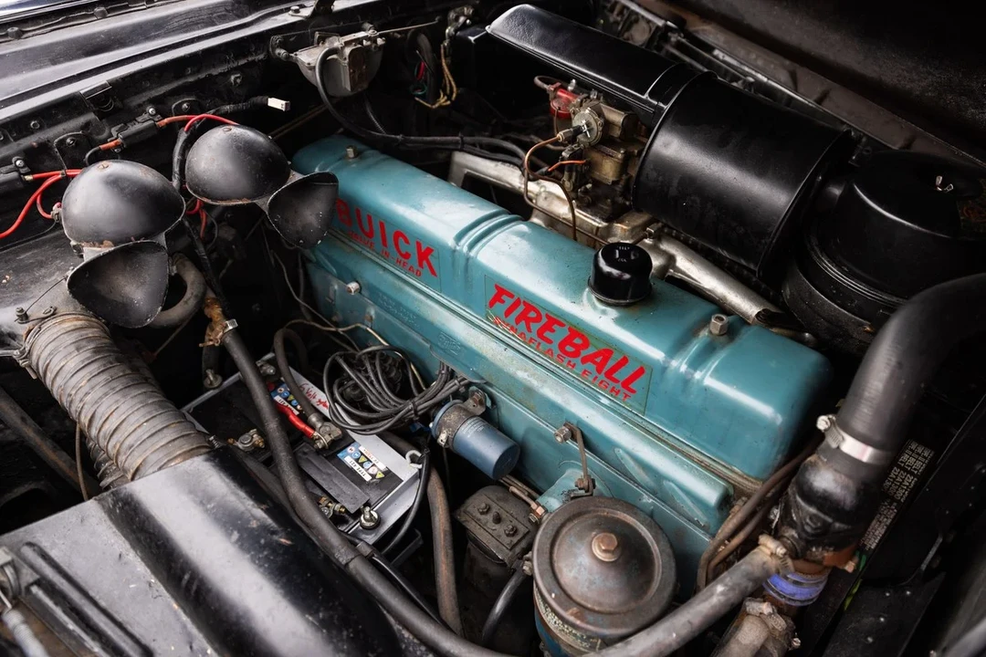1949 Buick Roadmaster - Image 5 of 31