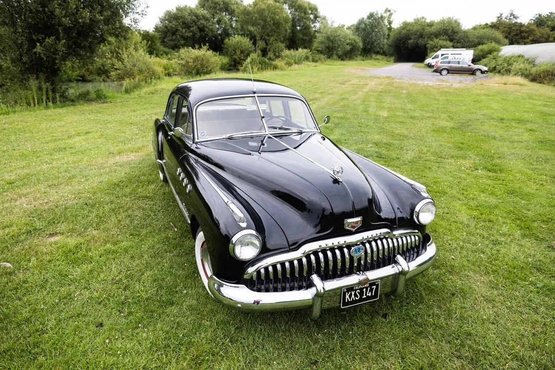 1949 Buick Roadmaster - Image 14 of 31