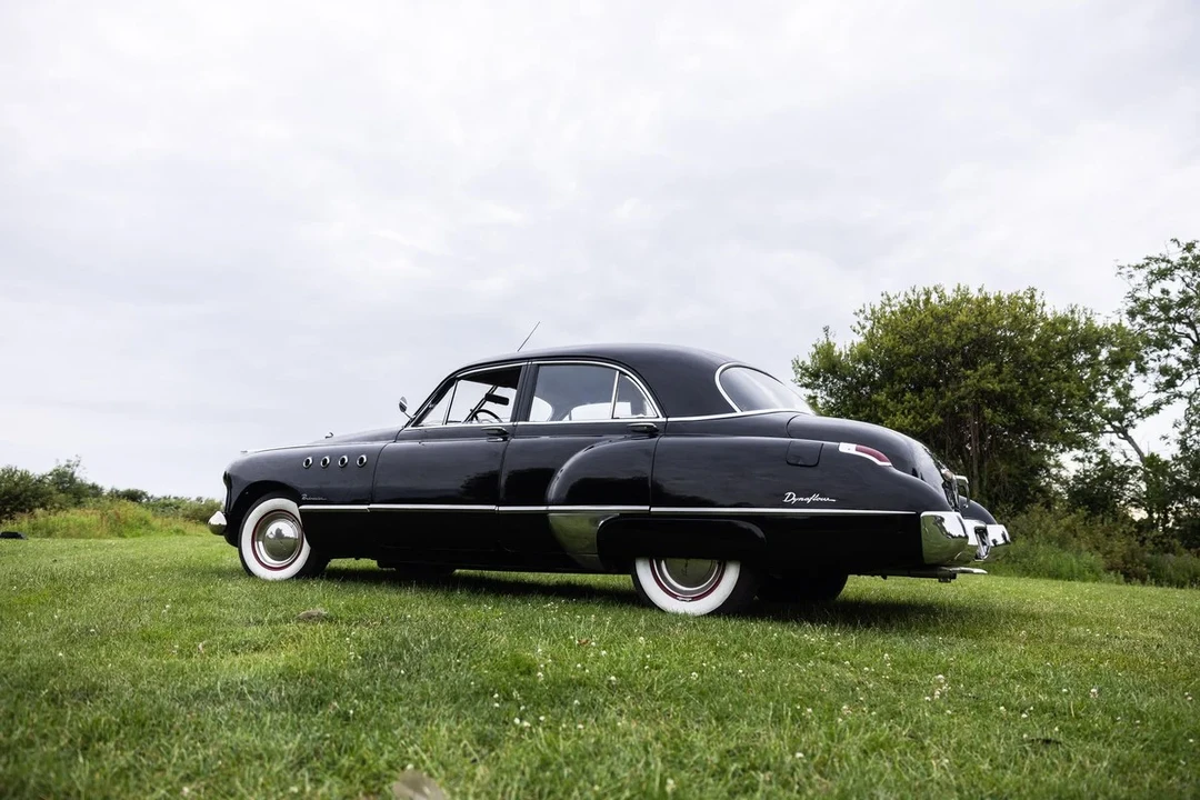 1949 Buick Roadmaster - Image 17 of 31