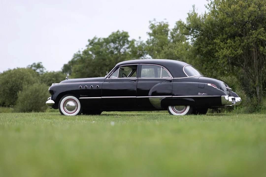 1949 Buick Roadmaster - Image 11 of 31