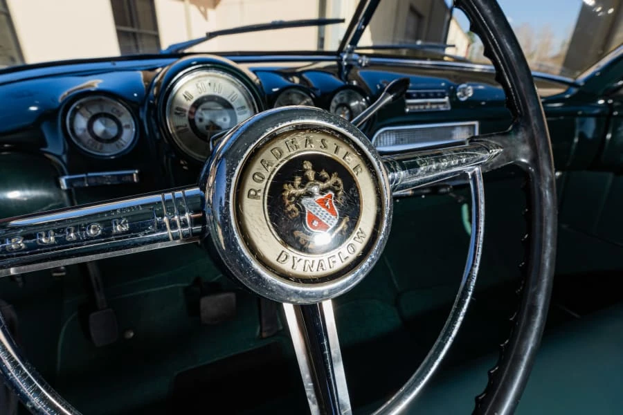 1949 Buick Roadmaster - Image 26 of 31